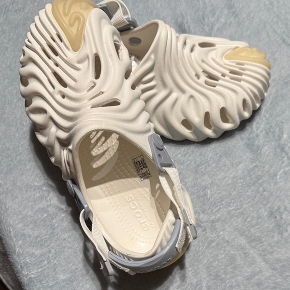 CROCS White and Cream Women's Slippers - Picture 3 of 5